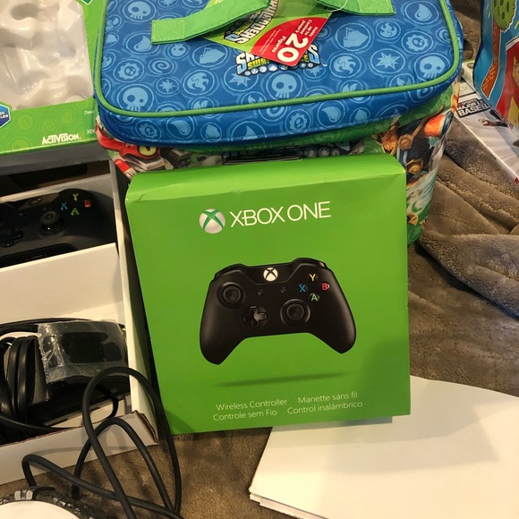 XBOXONE Bundle - Picture 7 of 7